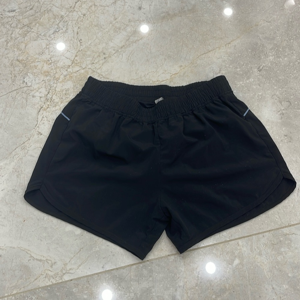 Girls Zella Shorts - Size XL (14-16)